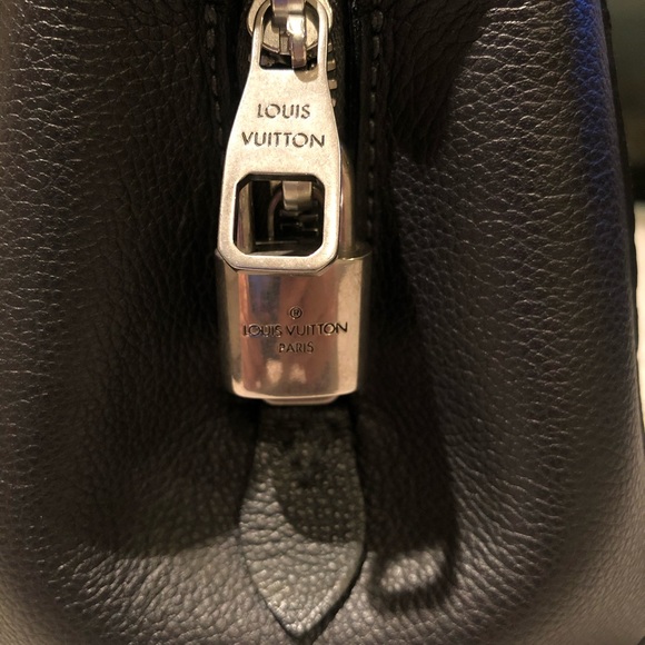 Louis Vuitton Empreinte studded Montaigne BB black - Picture 9 of 9